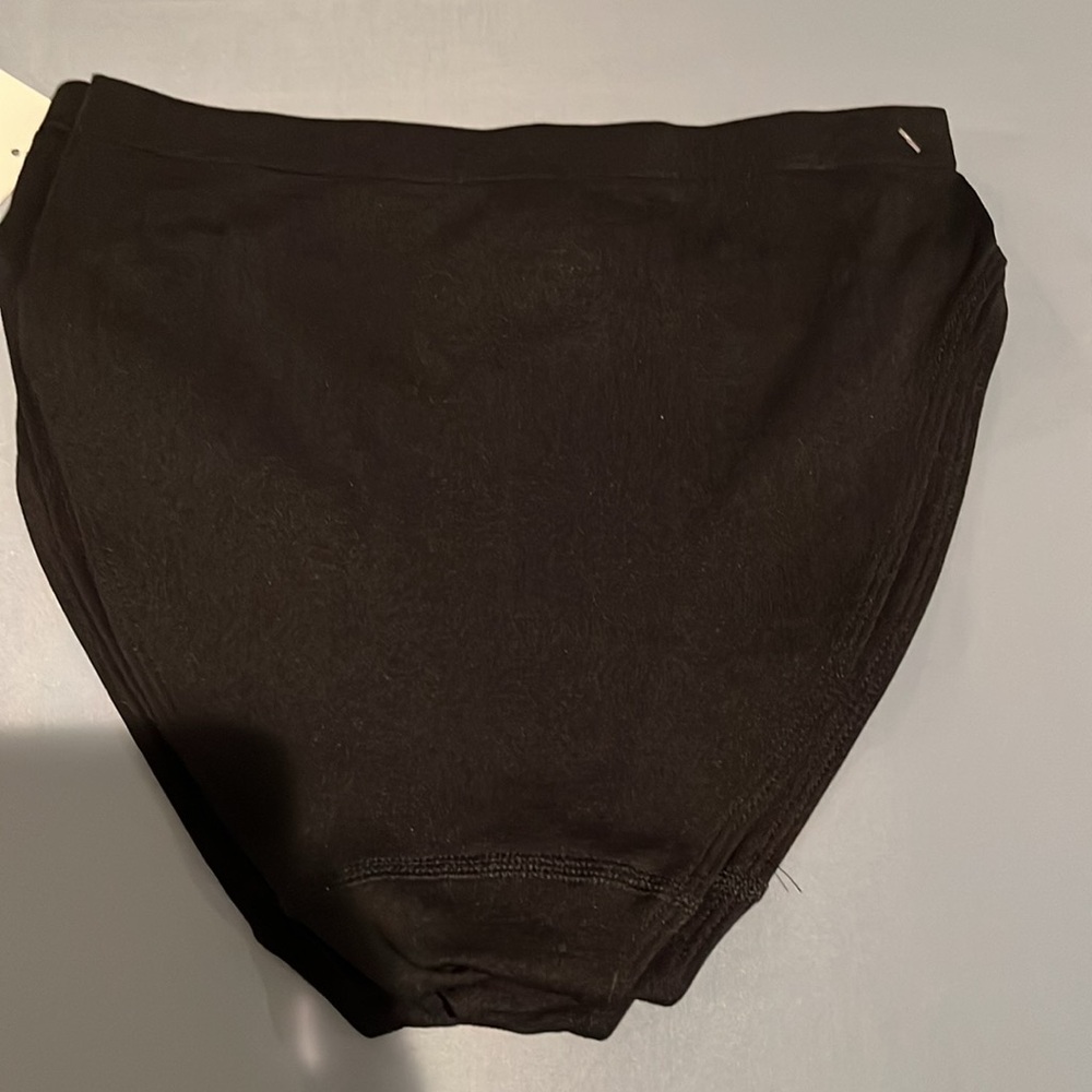 Rhonda shear 4 pairs size small underwear